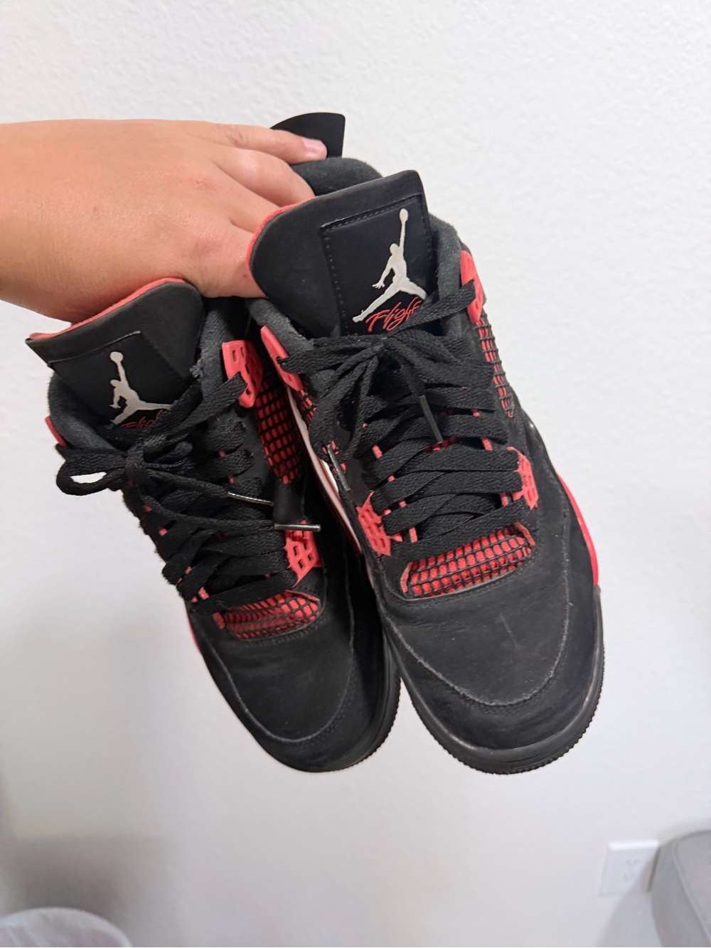 Jordan retro 4 black and red - Picture 7 of 11